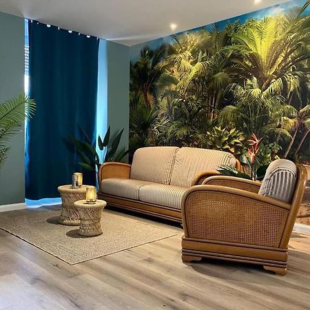 Jungle Secret Spa Nuit Insolite Giromagny Екстер'єр фото